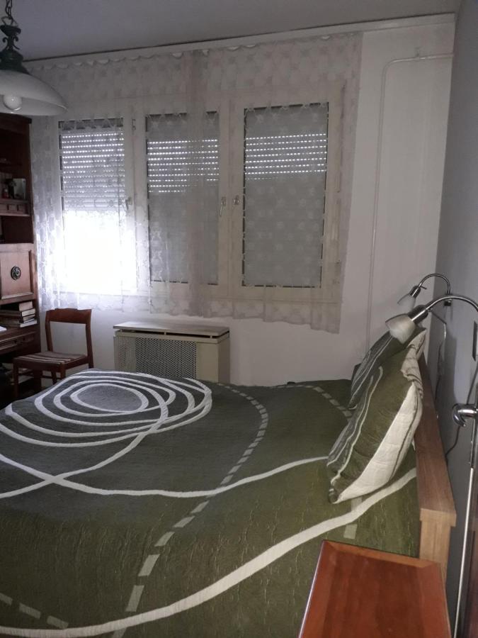 Annika Apartman Eger Buitenkant foto
