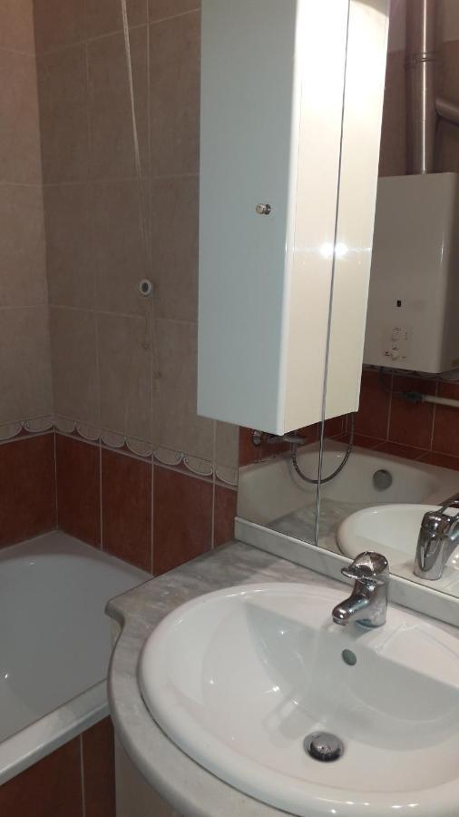 Annika Apartman Eger Buitenkant foto